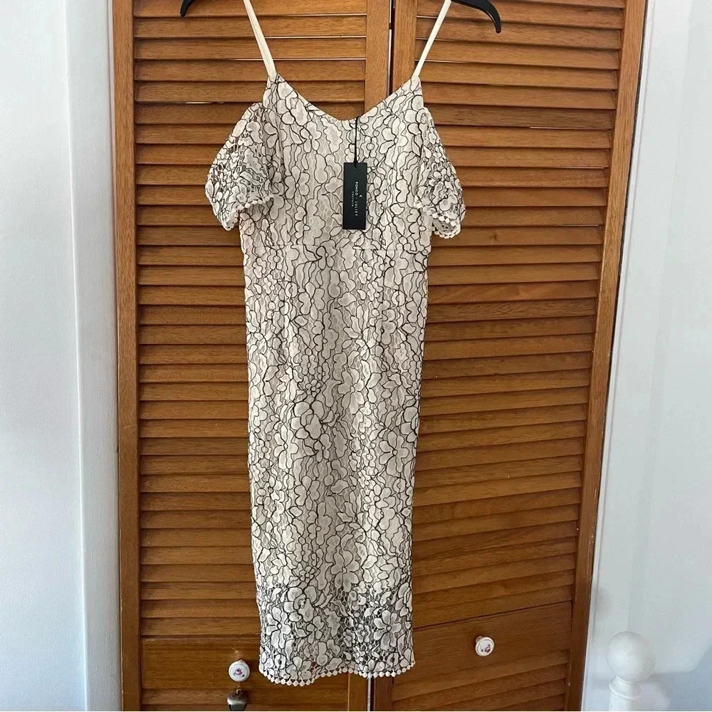 Romeo + Juliet Couture Black and White Floral Laced Dress Sz XS NWT - Picture 1 of 9